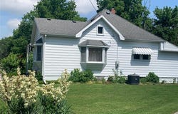 638 E Ford Avenue, Witt, IL 62094