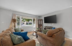 937 Robinhood Lane, La Grange Park, IL 60526