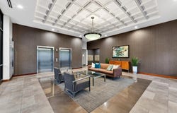 Burr Ridge, IL 60527