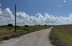 Longview Lane, Bowie, TX 76230