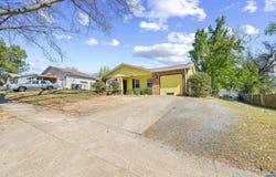 215 DICE ST, CHARLOTTESVILLE, VA 22902