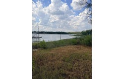 153 Catfish Trail, Bowie, TX 76230