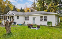 14 Stewart Point Road, Nassau, NY 12123
