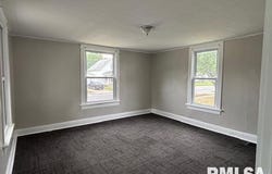 414 W 1st S Street, Carlinville, IL 62626