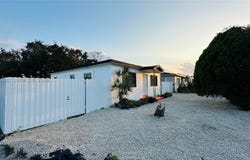 1100 NW 75th St, Miami, FL 33150