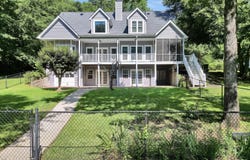 561 Harbour Shores Drive, Jackson, GA 30233