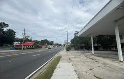 1327 E SILVER SPRINGS Boulevard, OCALA, FL 34470