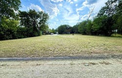 Lockhart, TX 78644