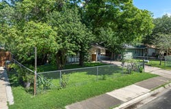 1122 Spur #D St, Austin, TX 78721