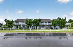 39 Roberts Road, Hampstead, NC 28443