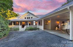 74 Walnut Ridge Lane, Brevard, NC 28712