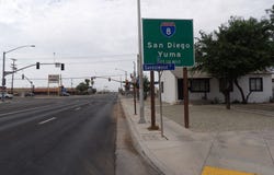 407 Sandalwood Dr, El Centro, CA 92243