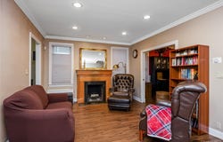 10 York Place, Williston Park, NY 11596