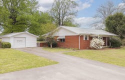 729 S Walnut, Winnsboro, TX 75494