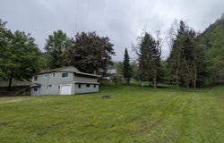 908 S Division St, Wardner, ID 83837