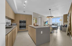 4111 S Ocean Dr, Hollywood, FL 33019
