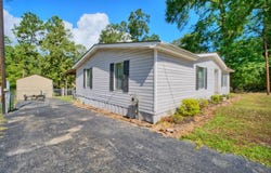 346 Twin Cedar Drive, Hemphill, TX 75948