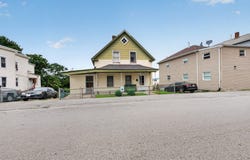 59 Orient St, Worcester, MA 01604