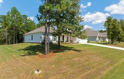 6 Creekstone, Petal, MS 39465