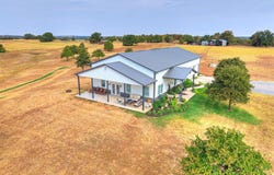 4162 State Highway 92, Cement, OK 73017