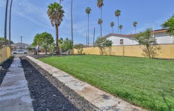 1433 W 96th, Los Angeles, CA 90047