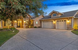 2527 Meadow View Dr., Hanford, CA 93230