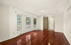 5725 Earnshaw Street, Shawnee, KS 66216