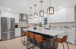 19474 Benbow Road, Strongsville, OH 44136