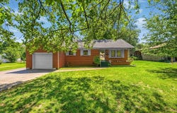 206 Bradley St., Providence, KY 42450