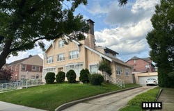 171 Girard St, Brooklyn, NY 11235