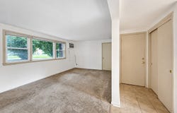 5629 6th Avenue, Countryside, IL 60525