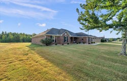 129 Edgebrook Drive, Ardmore, AL 35739