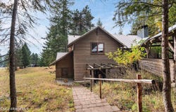 6162 Eureka Rd, Sagle, ID 83860