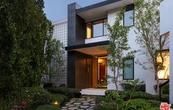 8366 Sunset View Dr, Los Angeles, CA 90069