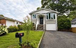 32 Dorchester Road, Ronkonkoma, NY 11779