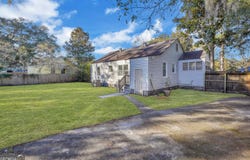 2205 Texas Avenue, Savannah, GA 31404