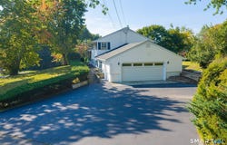 2 Batt Lane, East Haven, CT 06513