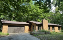 13708 Oneida Road, Grand Ledge, MI 48837
