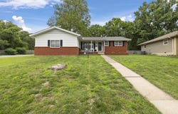 2451 S Hillside Drive, Springfield, MO 65804
