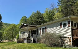 942 Fisher Branch Road, Marshall, NC 28753
