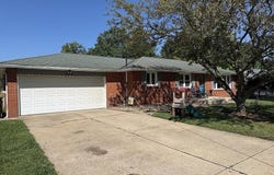 893 Dresden Drive, Mansfield, OH 44905