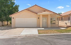 504 E TELEGRAPH St, Washington, UT 84780