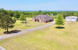40218 E 1221 Drive, Stigler, OK 74462