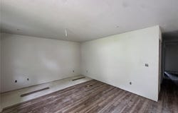 422 E Henry Street, Poplar Bluff, MO 63901