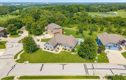 22702 E 41st Terrace, Blue Springs, MO 64015