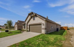 3007 Leopard Lane, Ennis, TX 75119