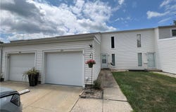 244 Deepwood Drive, Wadsworth, OH 44281