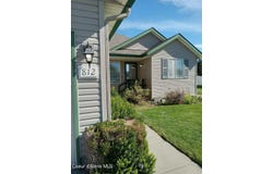 812 N Doryport Ct, Post Falls, ID 83854