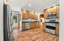 15550 Ridgeway Avenue, Markham, IL 60428