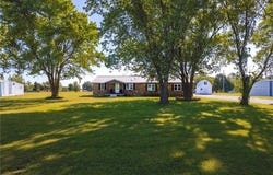17172 Hamilton CIR, Spiro, OK 74959